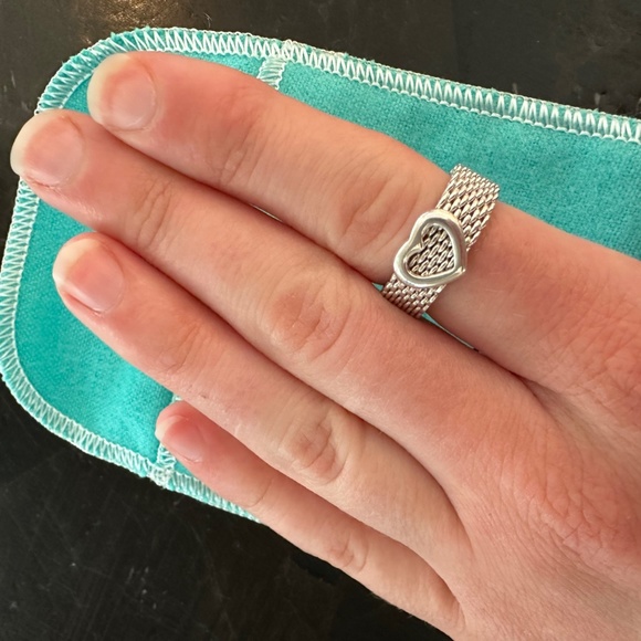 Tiffany & Co. Sterling Silver Mesh Heart Ring - Picture 2 of 7